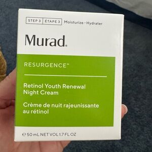 Murad Green and White Moisturizer for Youthful Skin